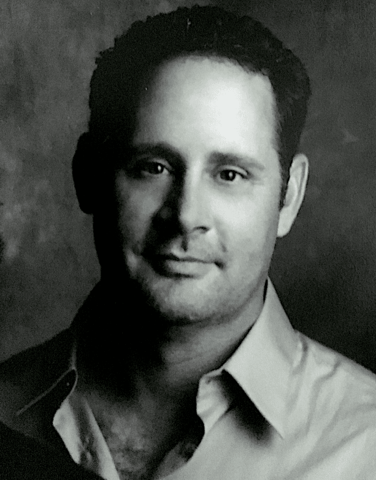 Laux Clinic of Chiropractic Medicine Hearing. Helping. Healing.